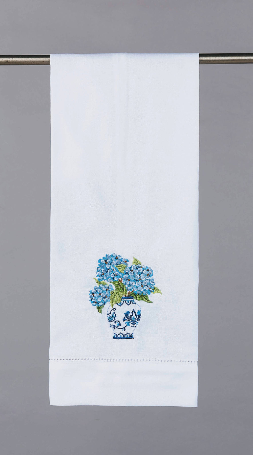 Peking Handicraft - Blue Hydrangea Guest Towel