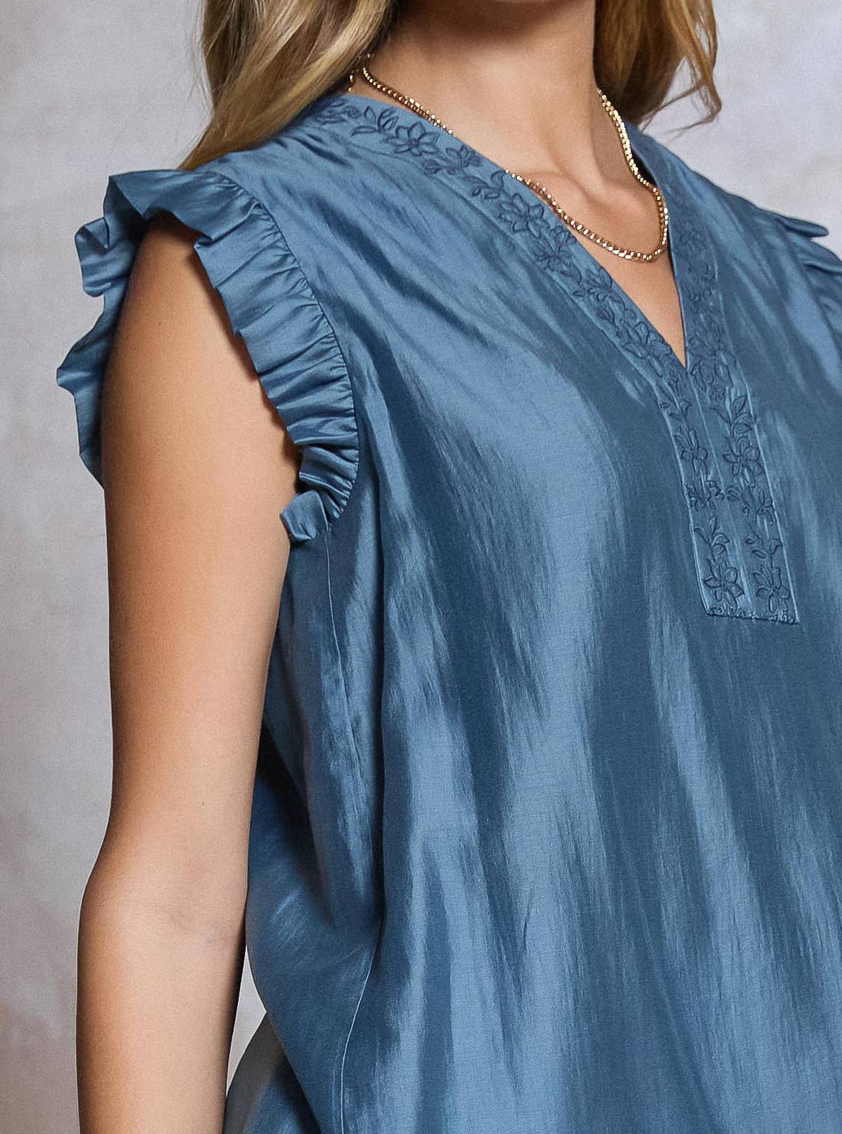Current Air - Embroidered Ruffled Short Sleeve Blouse