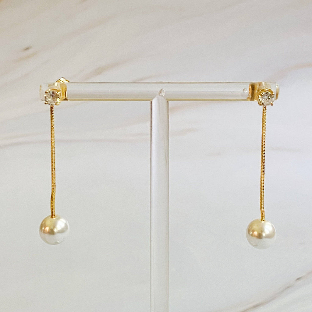 Ellison+Young - Dangling Pearl Earring