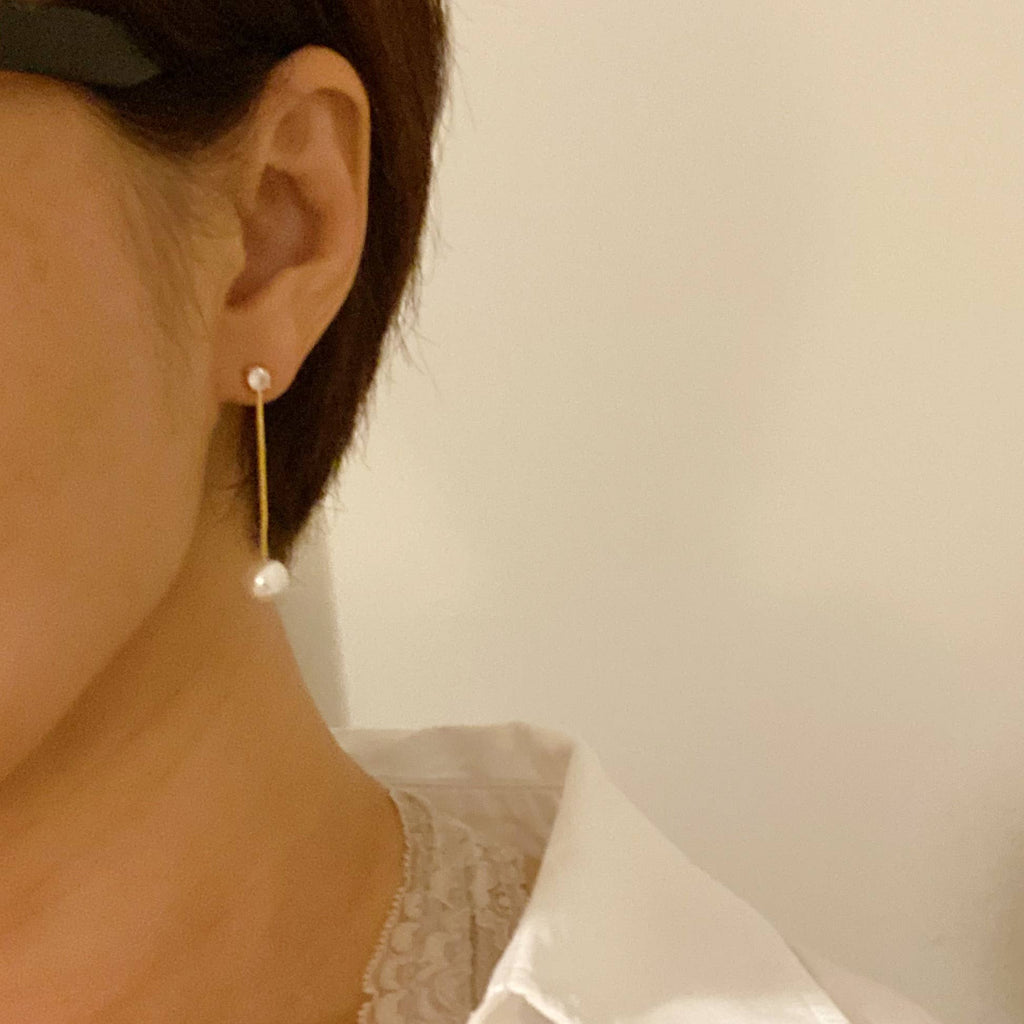Ellison+Young - Dangling Pearl Earring