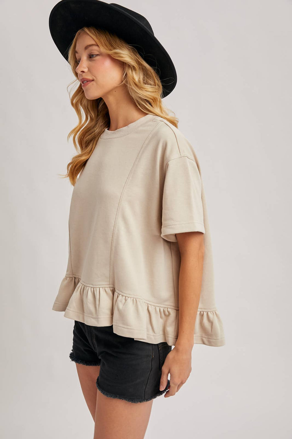 Bluivy - RUFFLED PEPLUM HEM BOXY SWING KNIT TEE