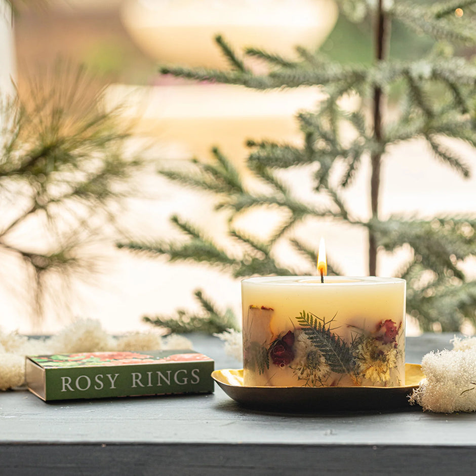Rosy Rings Petite Botanical Candle Plate