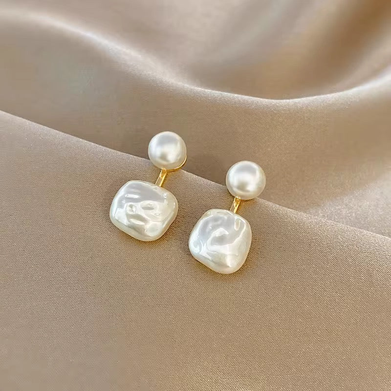Coastal Grit Aura Baroque Studs