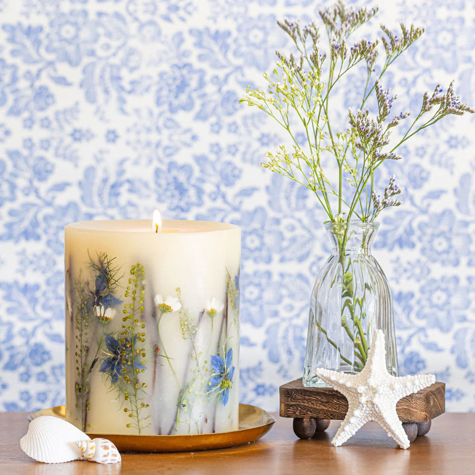Rosy Rings Accent Botanical Candle