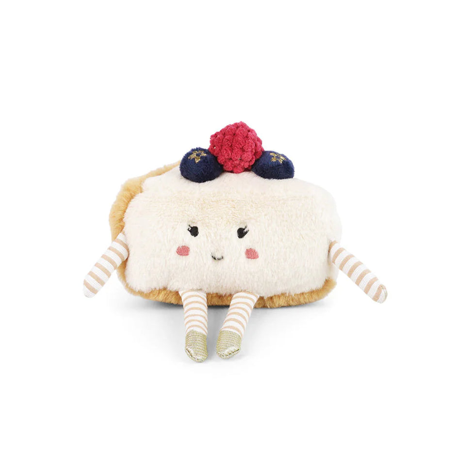 Mon Ami Berry Cheesecake Slice