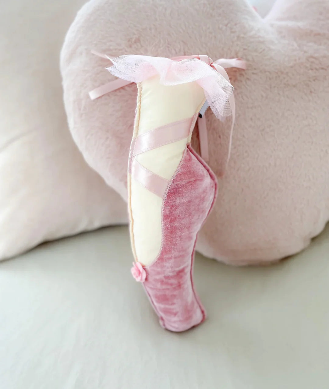 Mon Ami Ballet Accent Slipper Decor