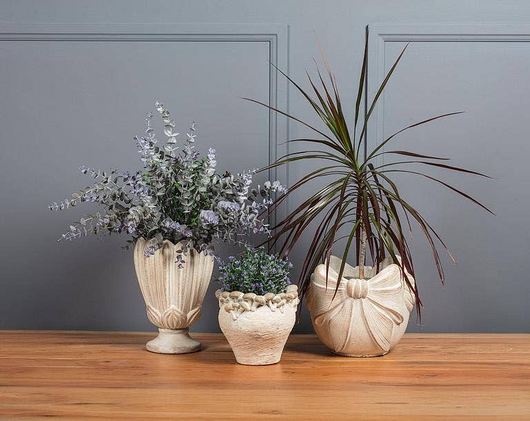 Abbott - Tulip Shaped Vase-9"H