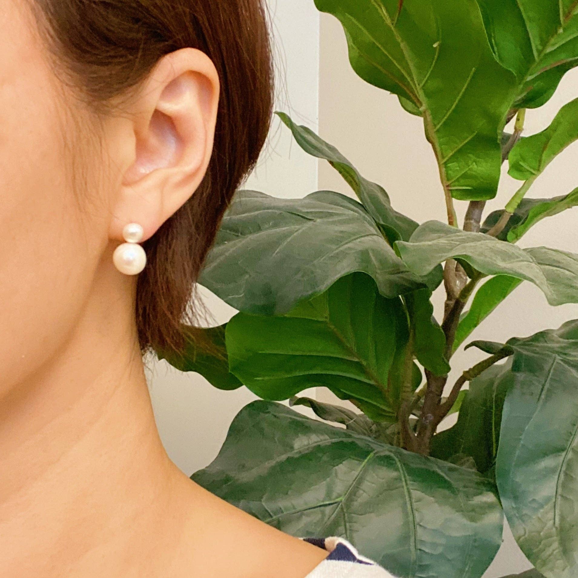 Ellison+Young - Classic Double Pearl Earrings
