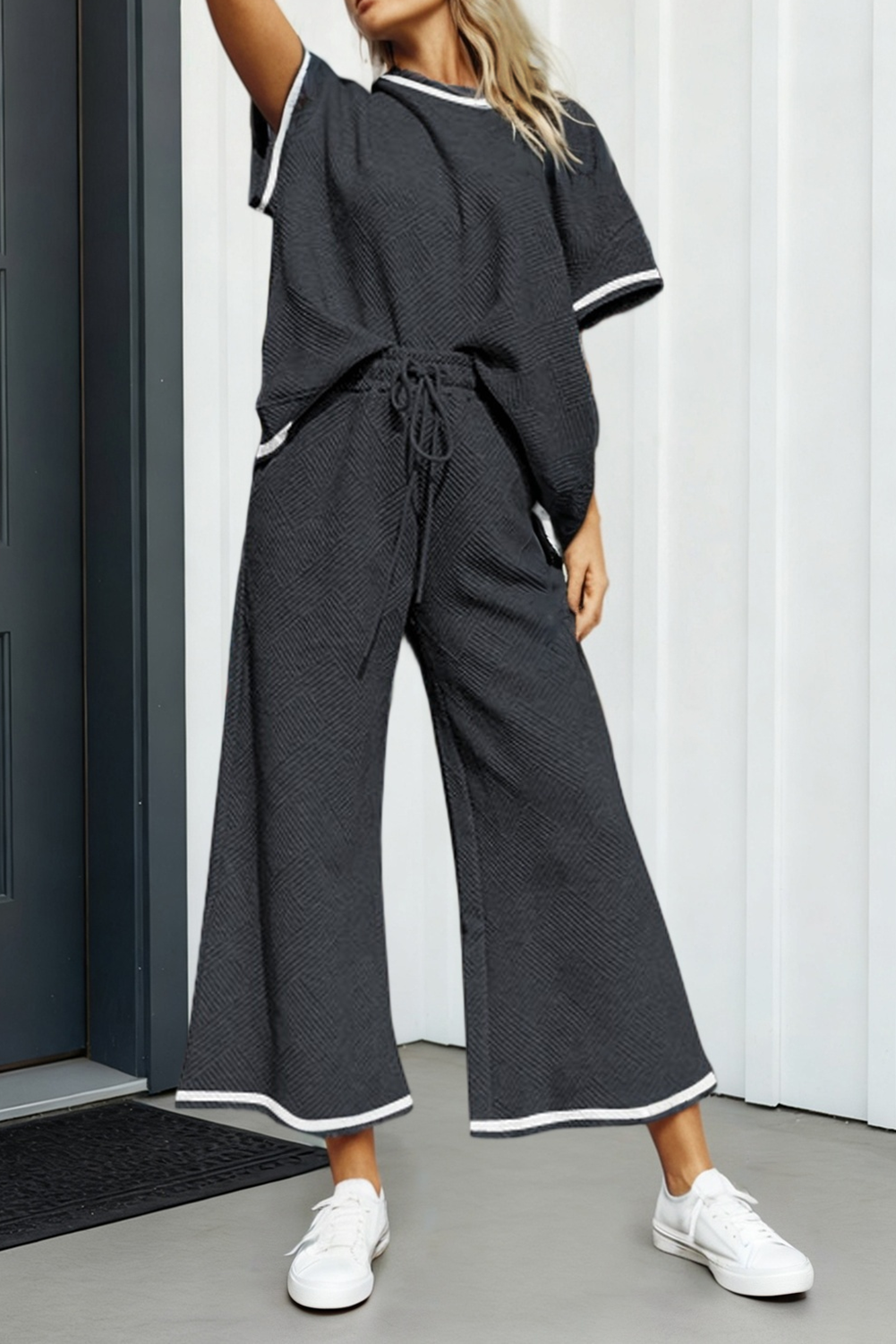 LA Society - LAS Textured Loose T Shirt and Drawstring Pants Set