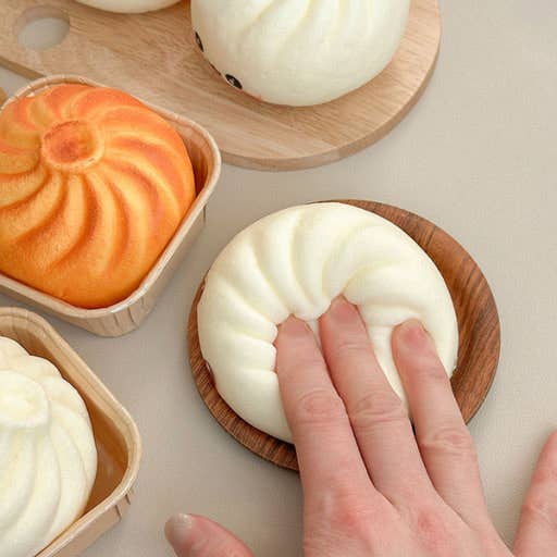 K-Wonderland - Find the Grilled Dumpling! Figure Random Squishy Fidget