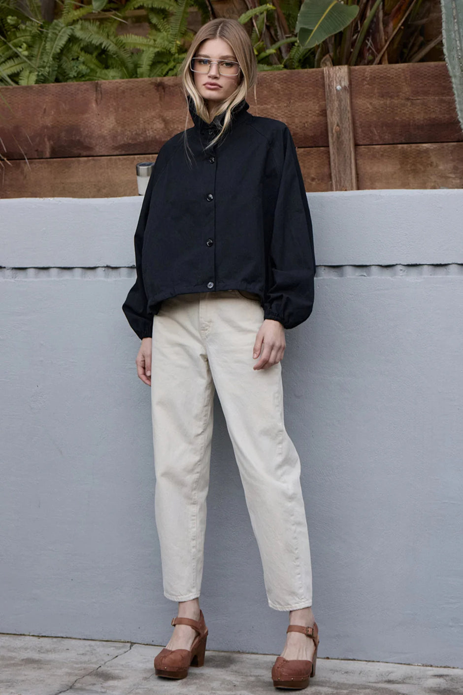 Raisonnel High Neck Button-up Jacket Black